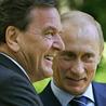Schröder mit Putin: Enge Bande (Archivbild von 2005)